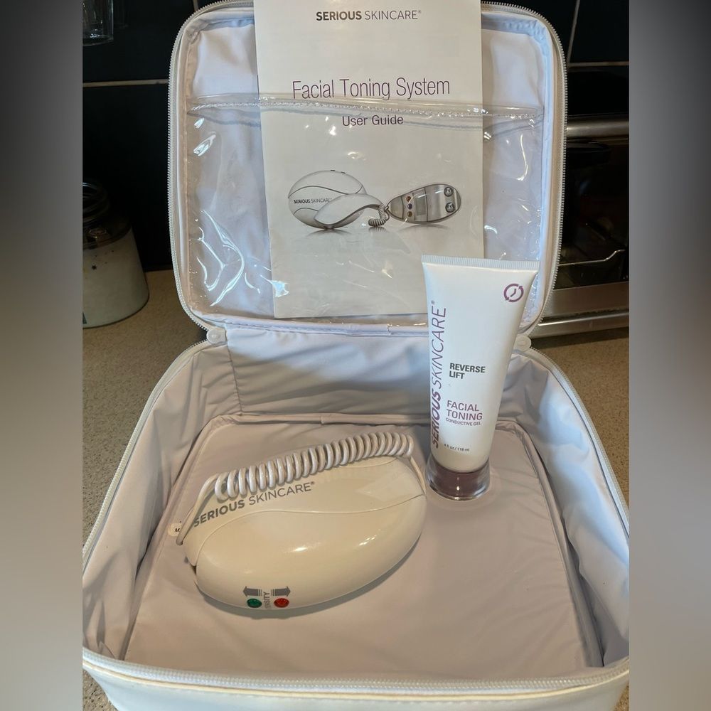 Serious Skincare Facial Toner System with Guide